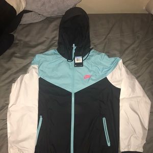 Nike windbreaker